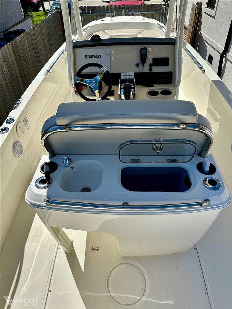 2018 Boston Whaler