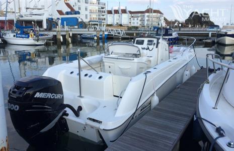 Boston Whaler 250 Outrage