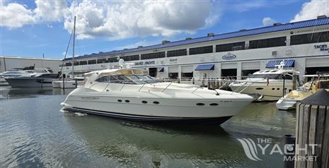 Neptunus 5616 - Neptunus 5616 yacht, 2000 model, docked at a marina with other boats.