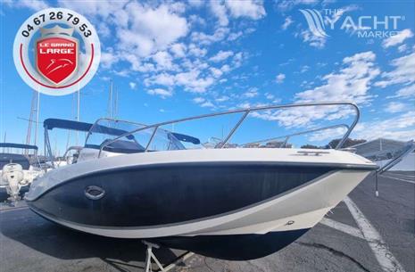 QUICKSILVER QUICKSILVER ACTIV 675 SUNDECK