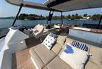 FOUNTAINE PAJOT MY 6