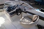 Bayliner 190 Deckboat - Helm