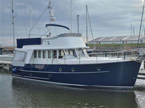 BENETEAU SWIFT TRAWLER 42