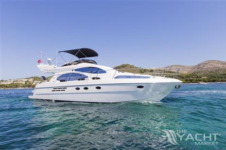 Azimut 46