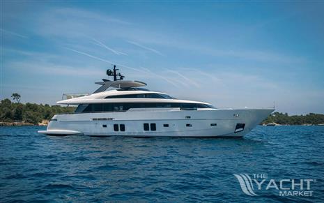 Sanlorenzo SL96 #639 - Sanlorenzo-SL96-motor-yacht-MY-Sabbatical-for-sale-Lengers-yachts-3.jpg