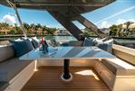 Ferretti Yachts 670