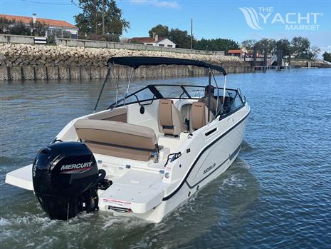 QUICKSILVER QUICKSILVER ACTIV 675 BOWRIDER