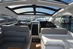 Sunseeker San Remo - 5 - Cockpit