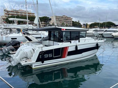 JEANNEAU MERRY FISHER 895 SPORT