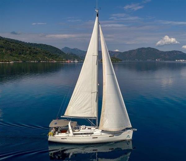 Search the Sunbird Used Boat Brokerage Database for Sailing yachts and motor, power boats in the UK, Scotland and Mediterranean Search the Sunbird Used Boat Brokerage Database for Sailing yachts and motor, power boats in the UK, Scotland and Mediterranean