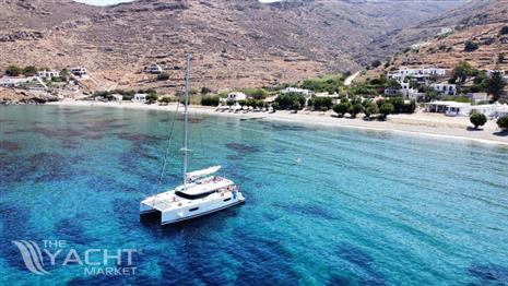 FOUNTAINE PAJOT SAONA 47