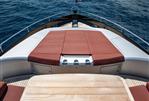 Sunseeker Predator 84 - 9 - Foredeck