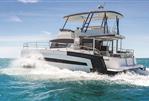 BALI 4.3 POWER CATAMARAN