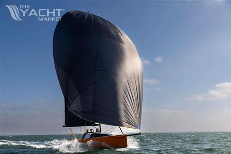 CHAMPIONSHIPS YACHTING LAGO 26 KEEL