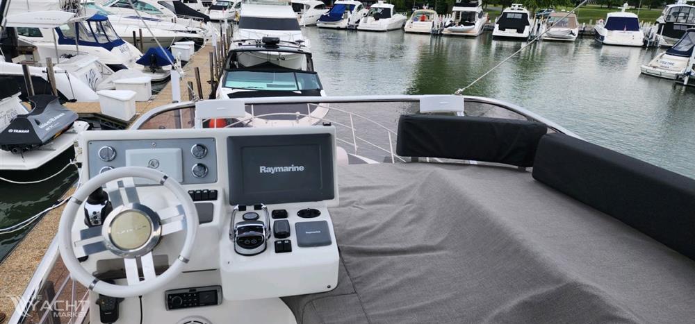 2013 Azimut