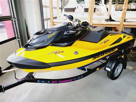 SEA DOO SEA DOO RXP-X RS 300