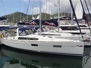 Beneteau Oceanis 38