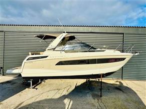 JEANNEAU LEADER 30