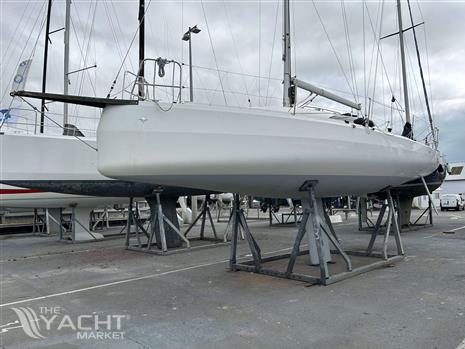 JEANNEAU SUN FAST 3300