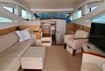 Sea Ray 450 Sedan Bridge