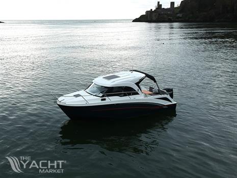 Beneteau Antares 8 - Default Image