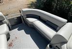 Sunchaser Vista 18 LR - Bench seat