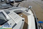 Jeanneau Merry Fisher 895 Sport - Jeanneau Merry Fisher 895 Sport Gone West - front cockpit