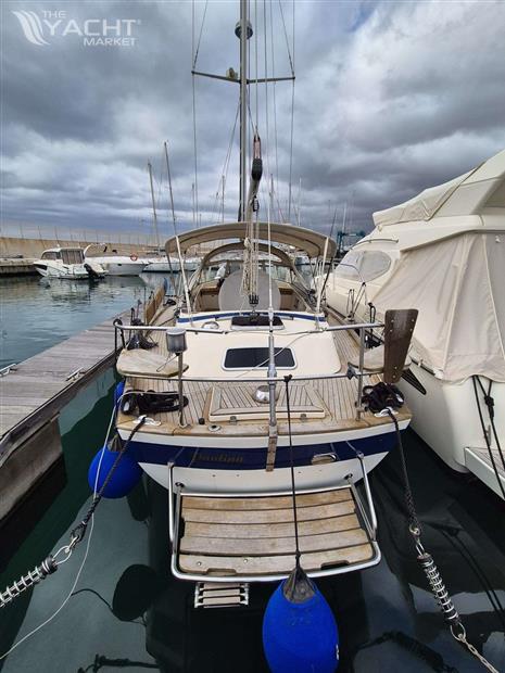 HALLBERG RASSY HALLBERG RASSY 36