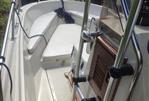 Boston Whaler Outrage 18