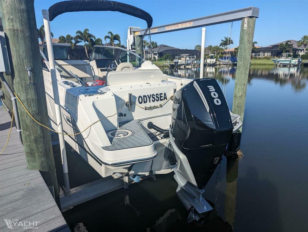 2022 Boston Whaler