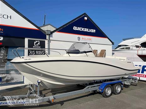 QUICKSILVER QUICKSILVER ACTIV 675 OPEN