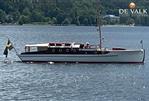 Classic Motor Yacht - Picture 2