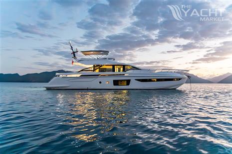 Azimut Yachts S8