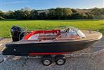 Cougar Custom Luxury Tender