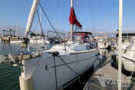 BENETEAU OCEANIS 31 LIFTING KEEL