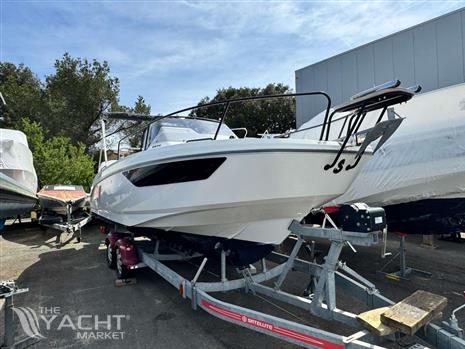 BENETEAU FLYER 8 SUNDECK