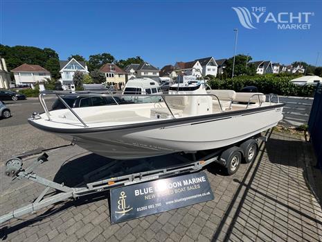 Boston Whaler 190 Montauk