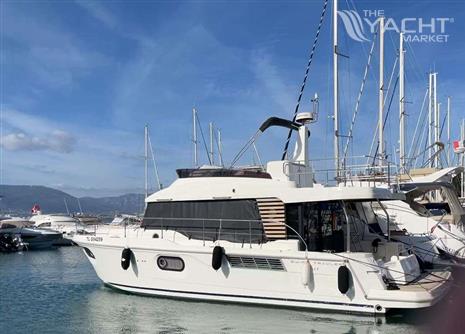 BENETEAU SWIFT TRAWLER 41 FLY