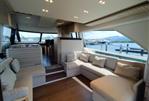 Ferretti Yachts 670