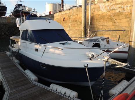 Beneteau Antares 9 - Beneteau Antares 9