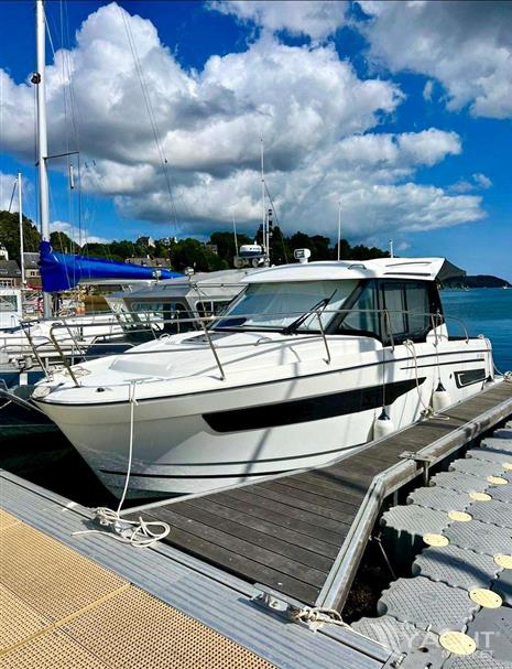 JEANNEAU MERRY FISHER 895