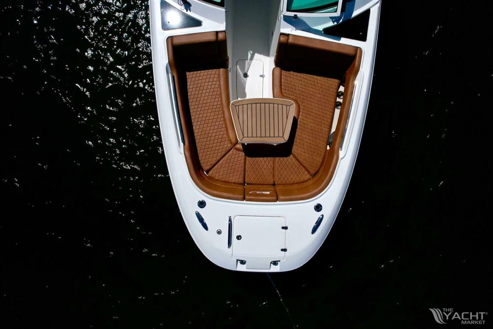 2017 Boston Whaler