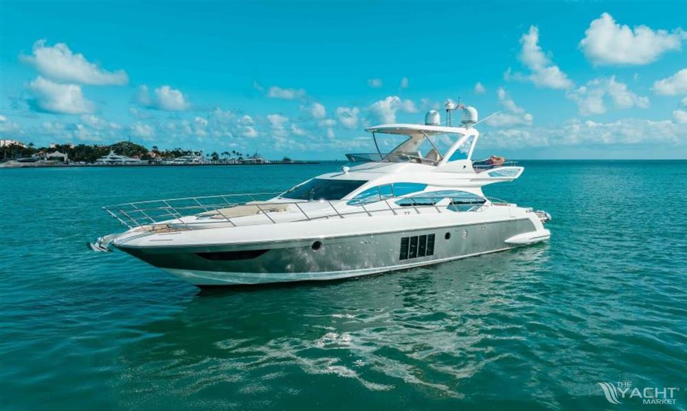 2015 Azimut