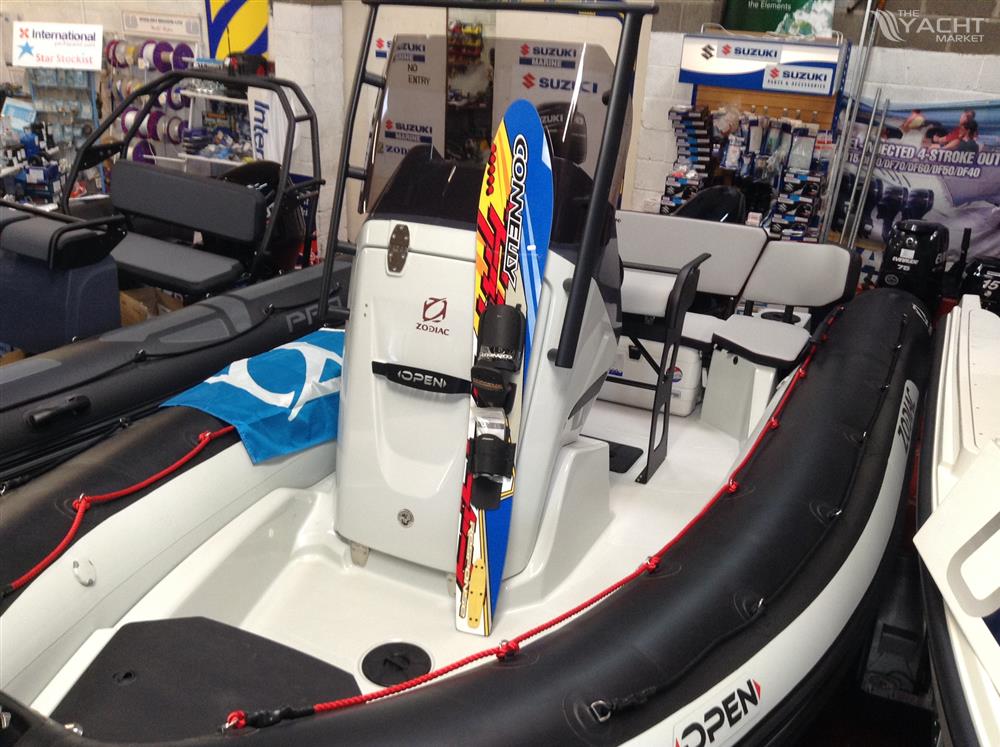 Zodiac Open 5.5.Suzuki DF115BTL Outboard/Trailer