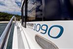 Rodman 1090 Evolution HT - Stbd side deck