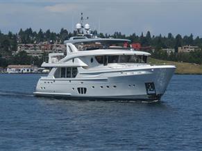 Jet Tern Marine Selene 92 Expedition