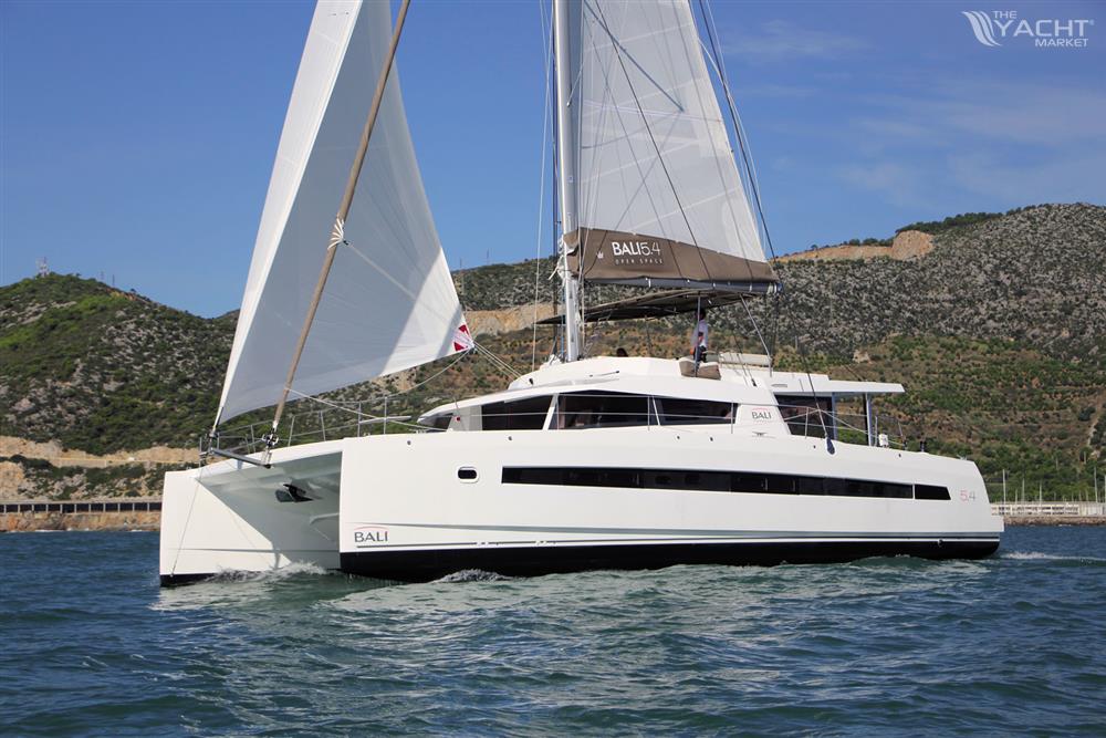 Bali Catamaran 5.4