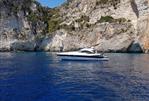 Pershing 46
