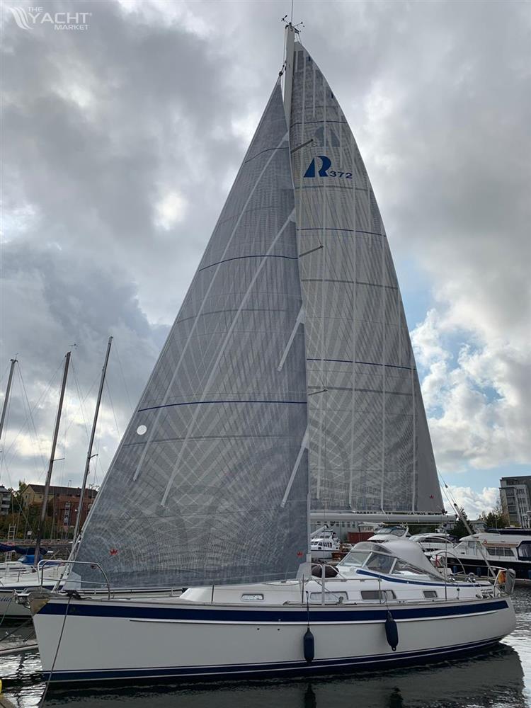 Hallberg Rassy 372 - Photo 0