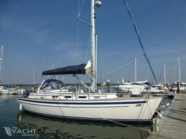 Malo  Sweden 37 - Malo 37    lying Poole